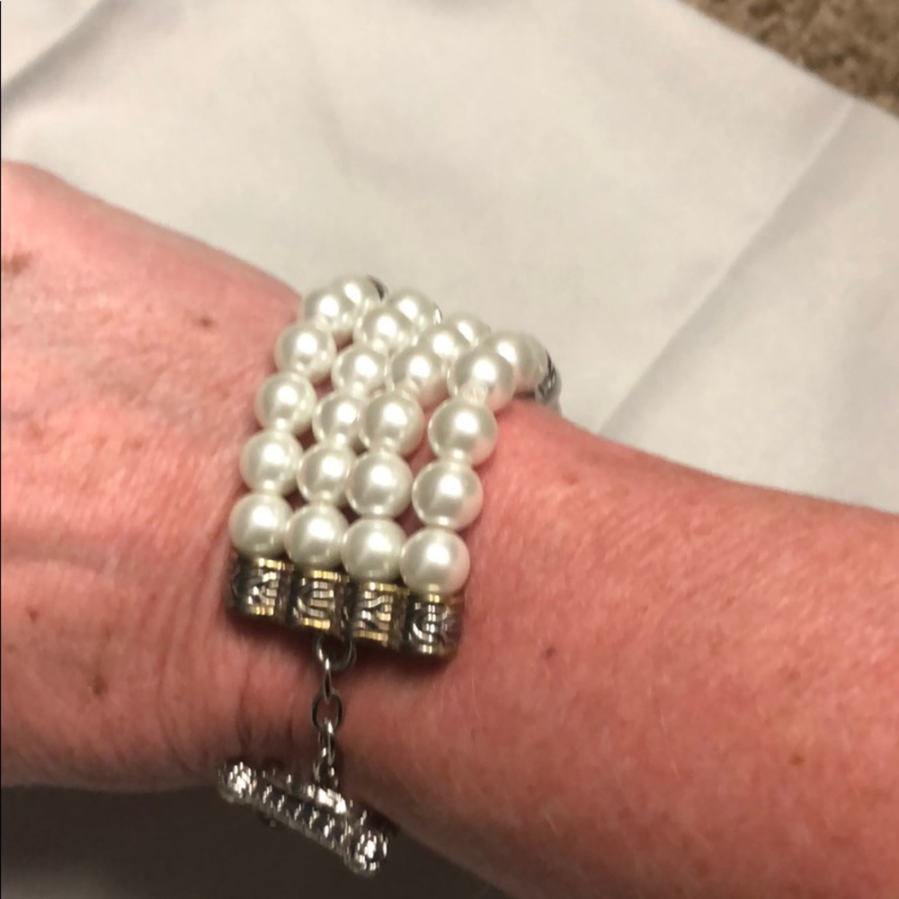 WHBM bracelet - Picture 3 of 4